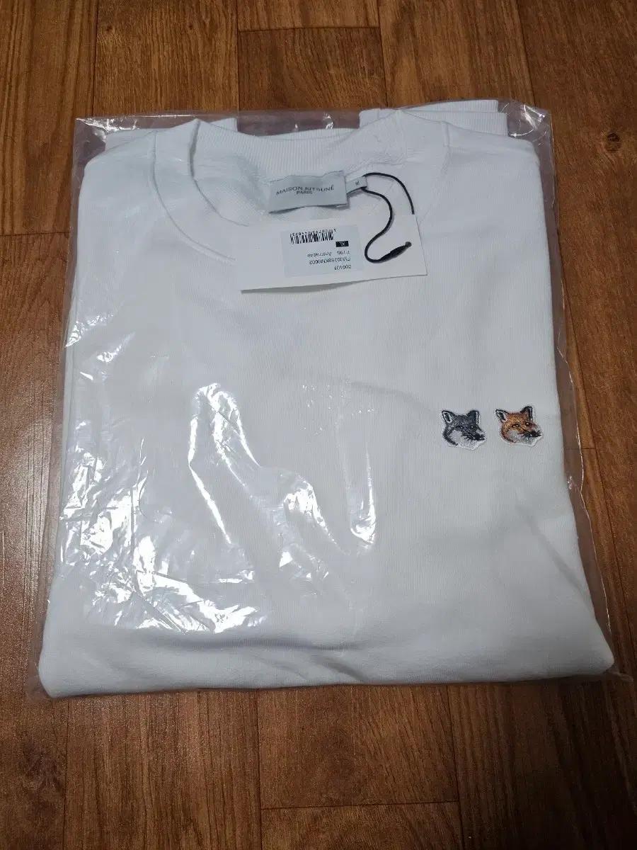 메종키츠네 더블 폭스 패치 맨투맨 화이트