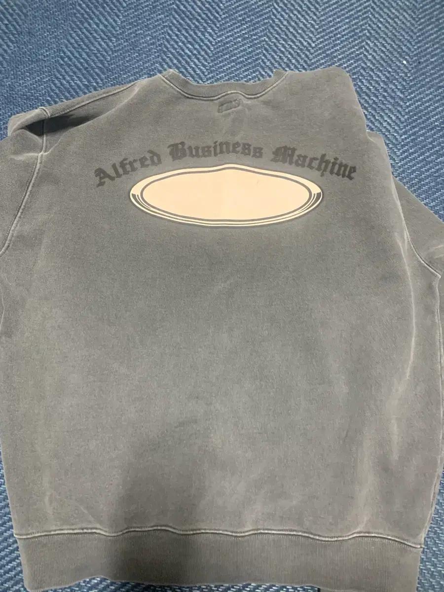 헤리티지플로스 알프레드 맨투맨 차콜 m