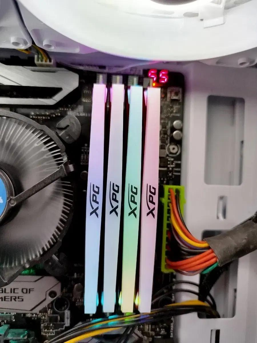 XPG DDR4 2666mhz 32gb(8gb*4) RGB 전주시