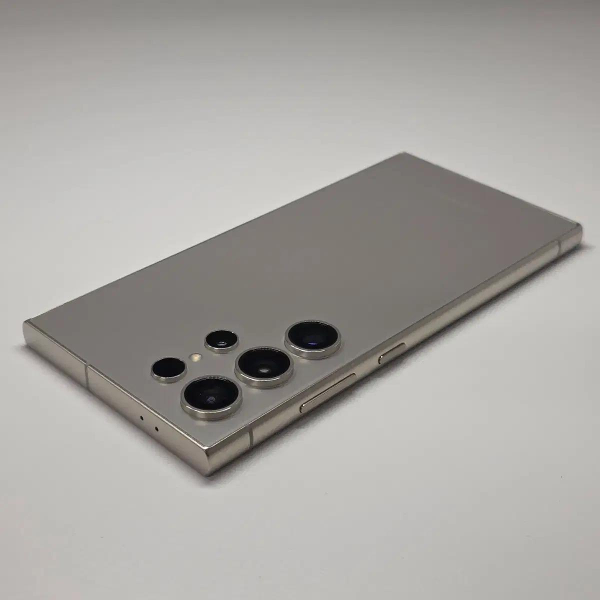 갤럭시s24울트라 256기가 깨끗