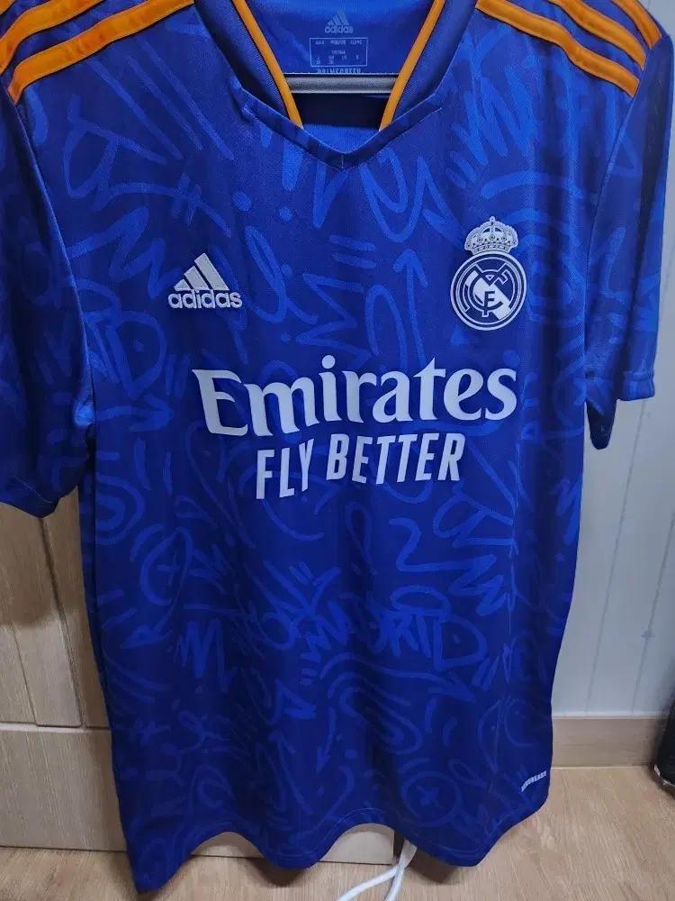 21-22 레알 마드리드 어웨이 유니폼