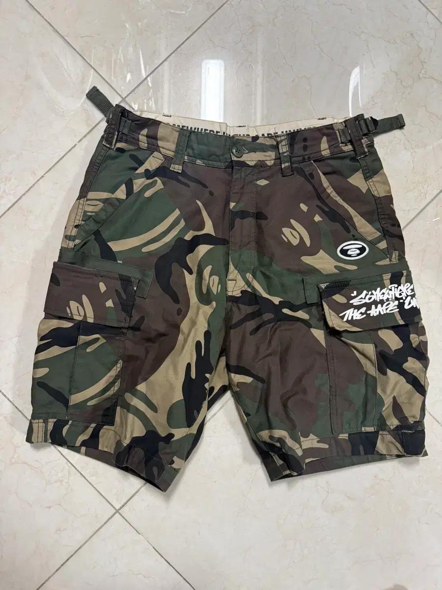 AAPE 카모 카고 반바지