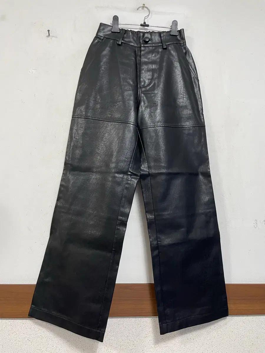 N5904 제너럴아이디어 인조 가죽 바지.와이드.슬랙스