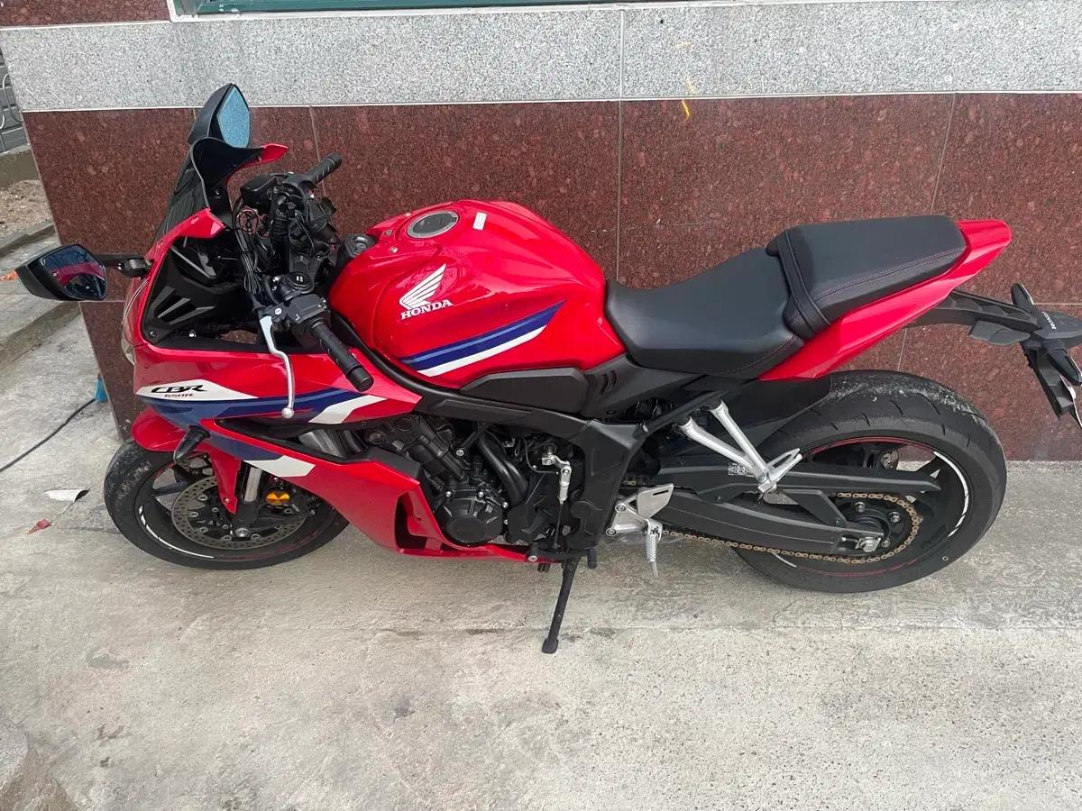 Cbr 650R E-CLUTCH 24년식  인수형 리스 승계