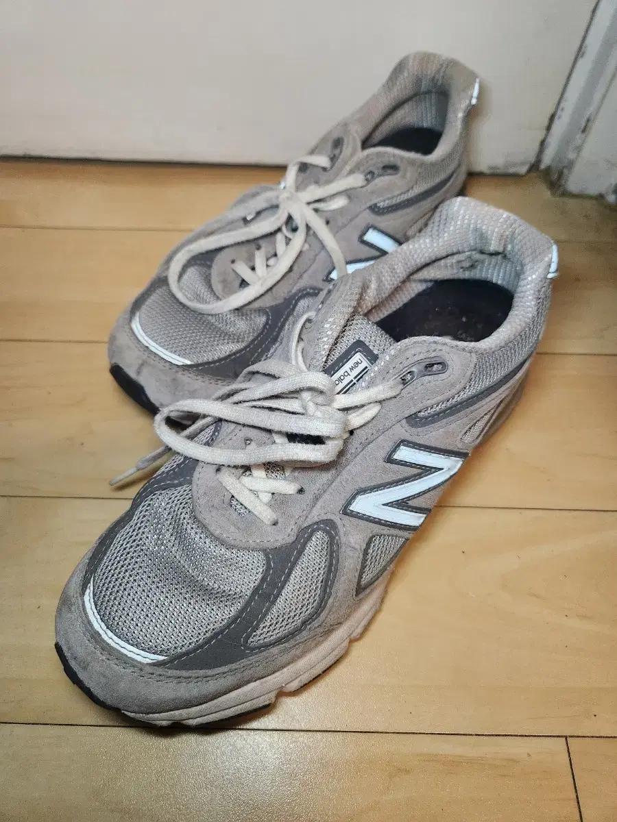 (255) 뉴발란스 990v4 그레이