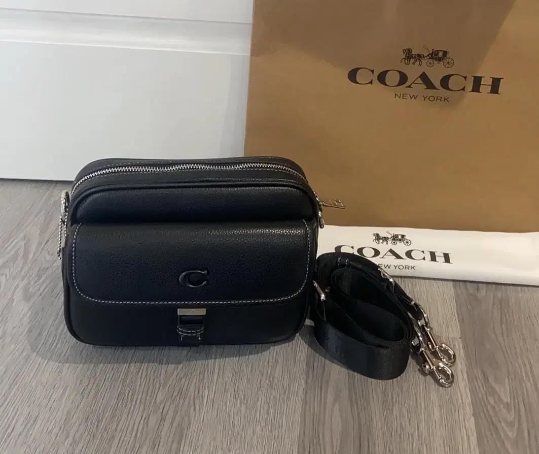 코치 녹스 카메라 백 CCF47 남여공용 새상품