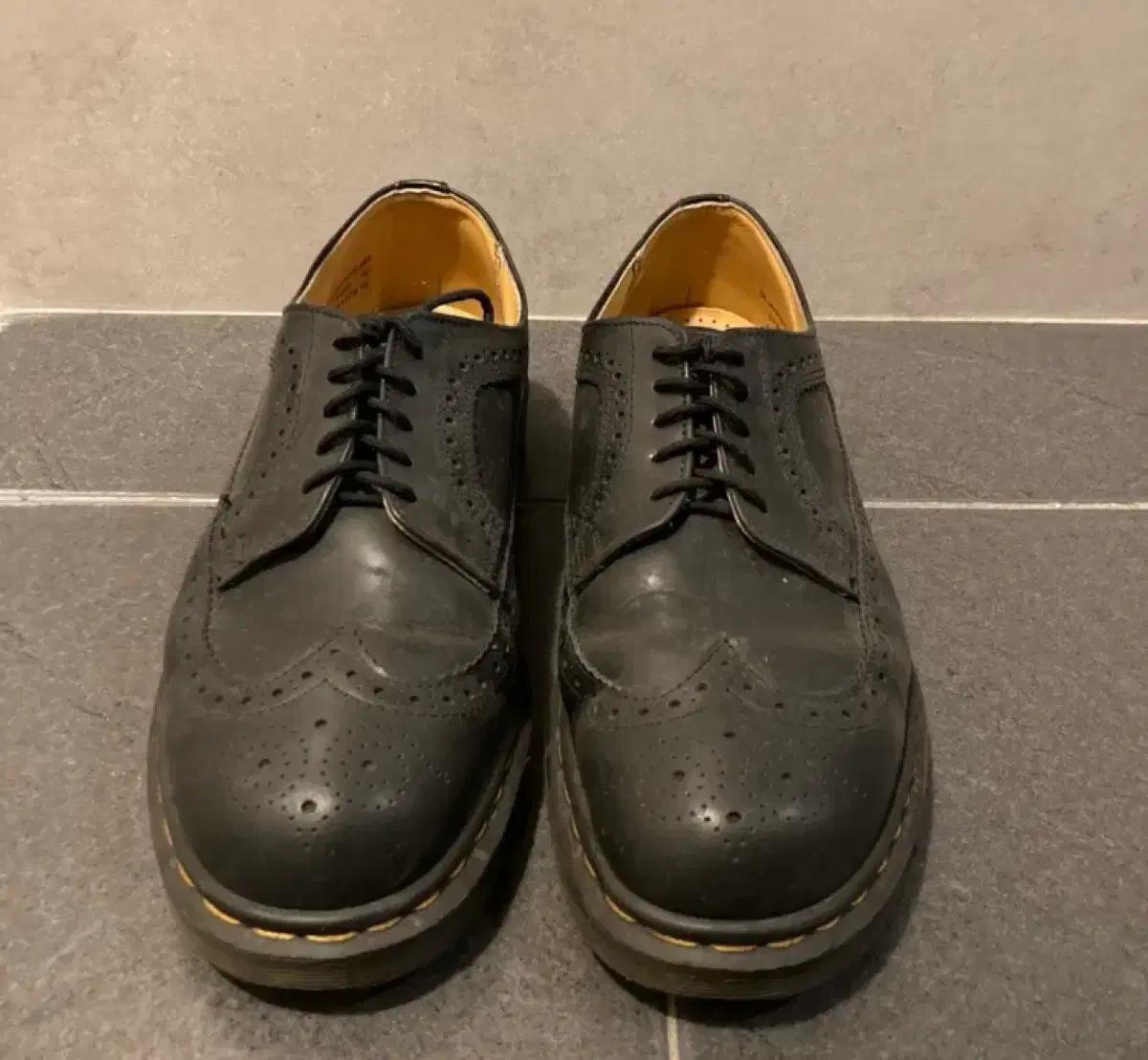 Dr.Martens 닥터마틴 Vintage 윙팁 슈즈 영국제 UK10