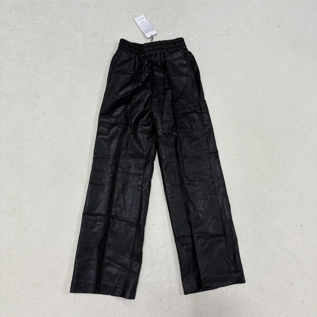 Free 제너럴아이디어 인조가죽 바지 1224