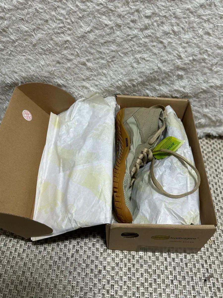 비브람 파이브핑거 225 새상품