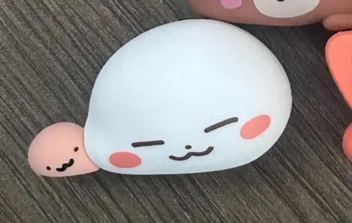 에이티즈 에잇룸 피규어