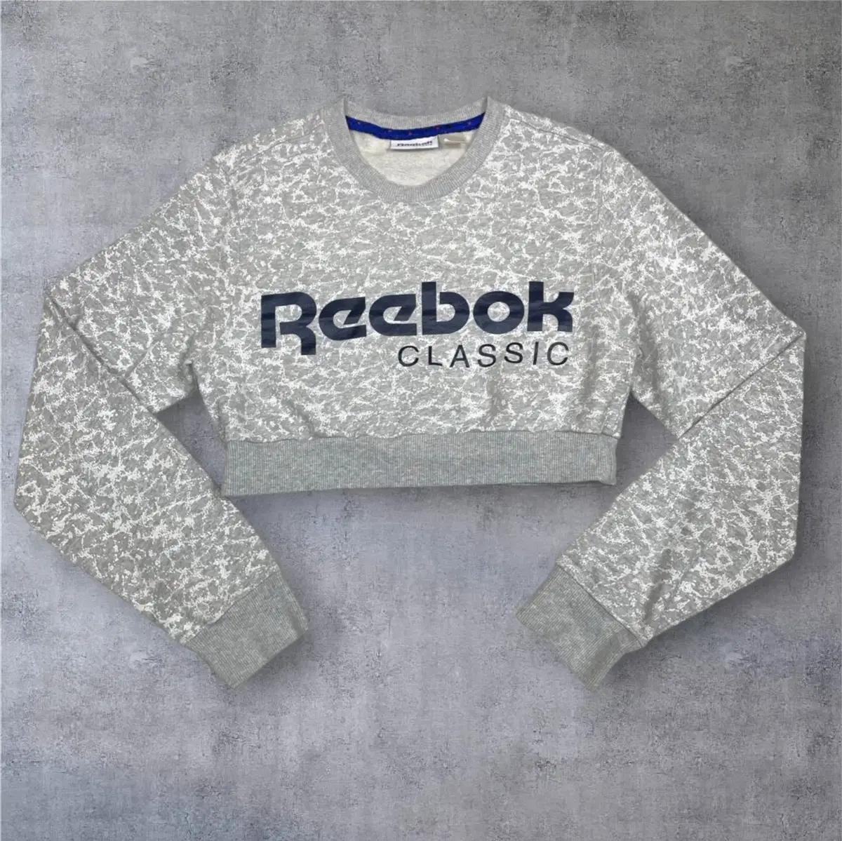 리복 Reebok 그레이 클래식 크롭 맨투맨 S