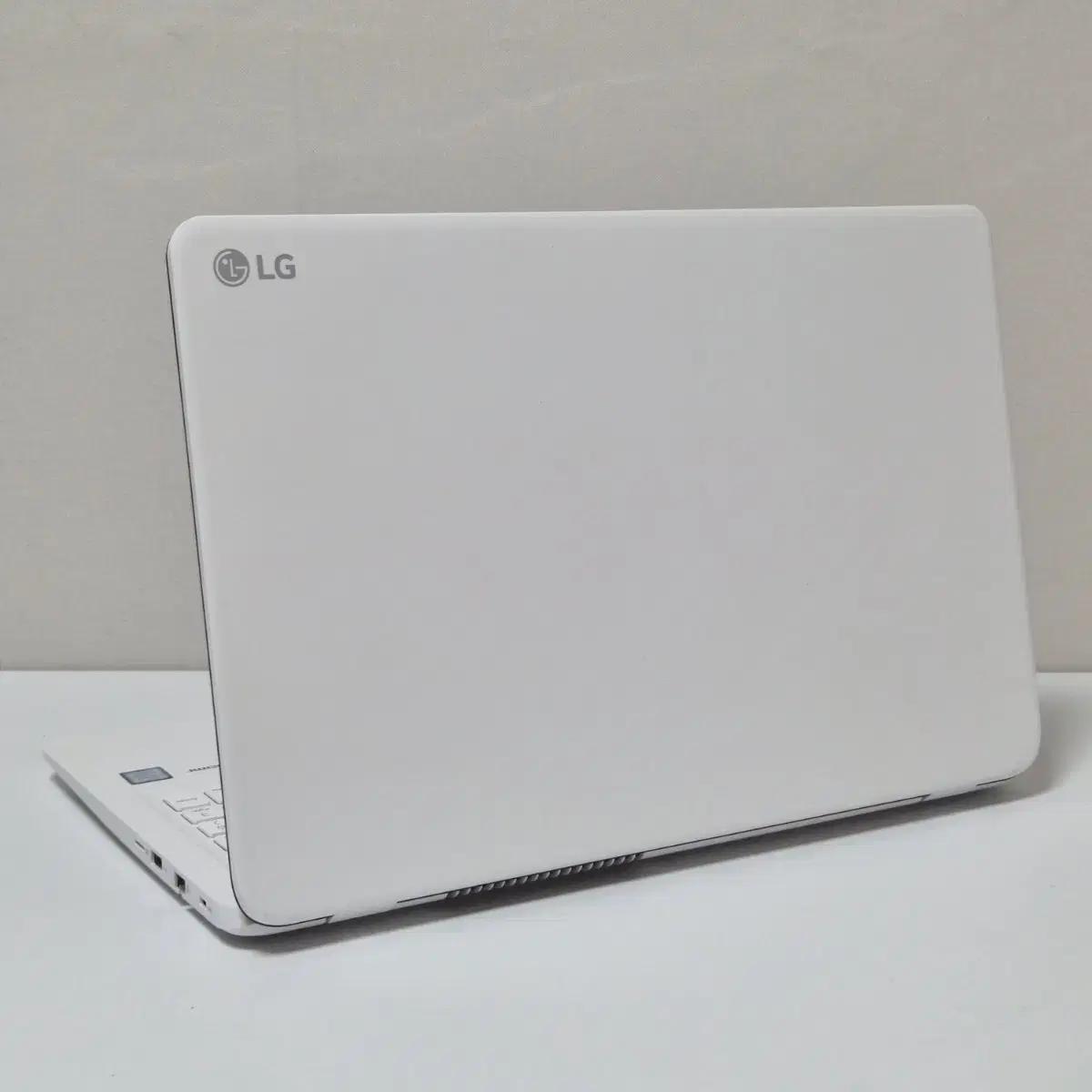 [A급] LG 울트라북 15U590 i5-8265U 노트북 판매합니다