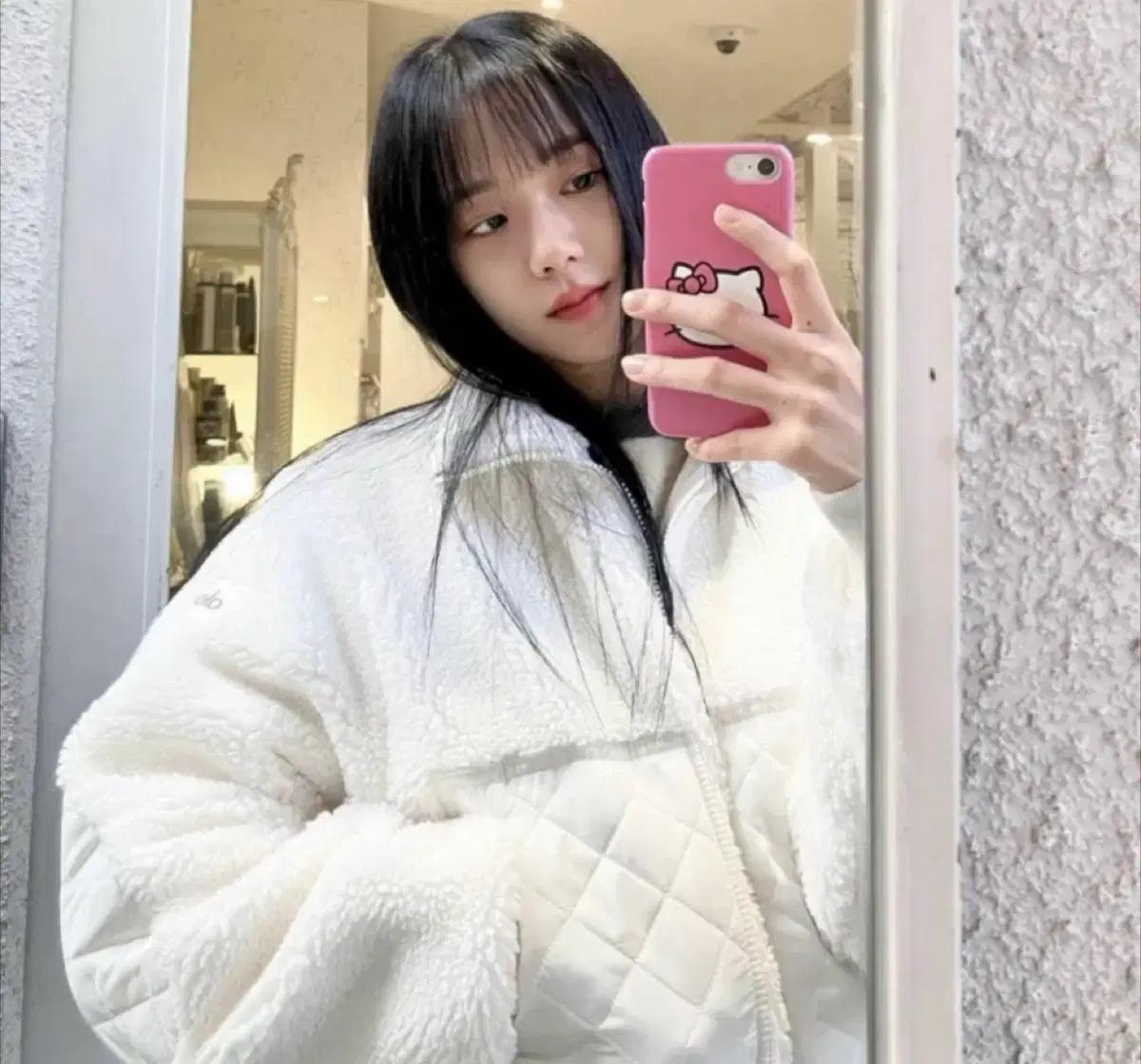 정가30만)알로 alo 후리스패딩 아이보리 S 새제품