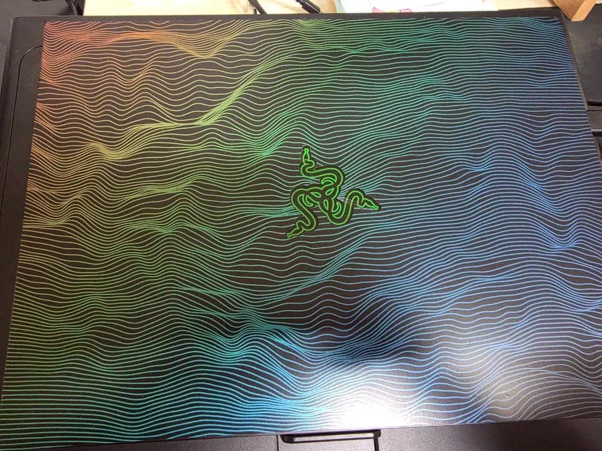 레이저 블레이드14 4070 게이밍 노트북