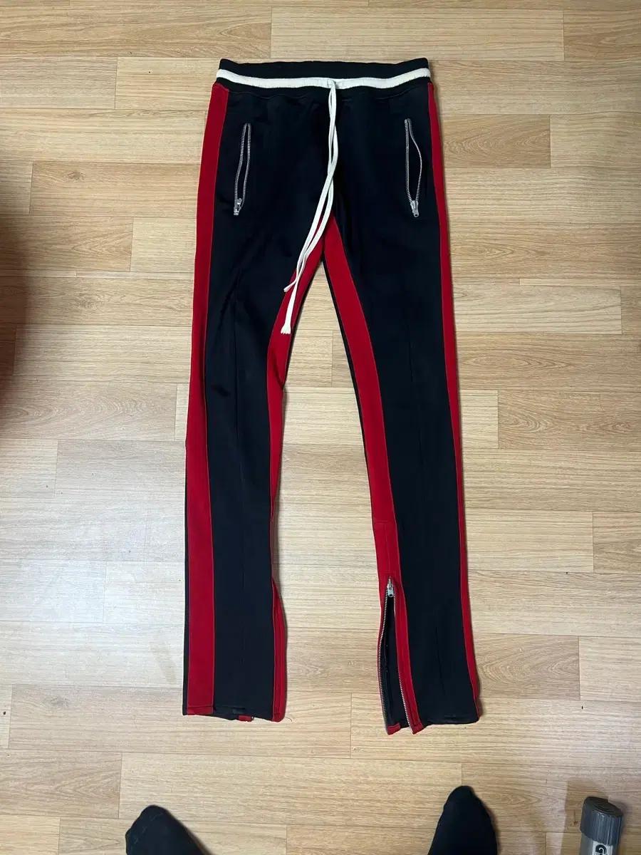 Fear of god 5th track pants 트랙팬츠