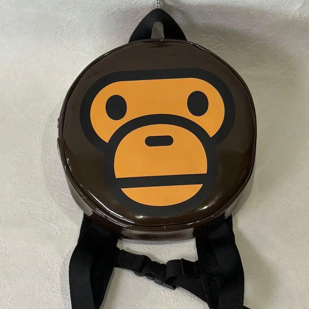 베이프 베이비 마일로 에나멜 백팩