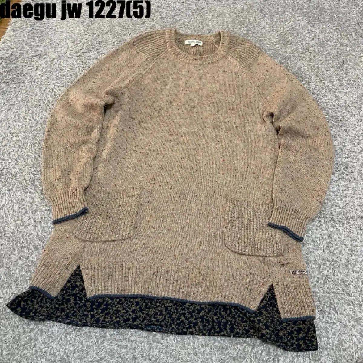 써스데이아일랜드 베이지색 롱 니트 원피스90 1227