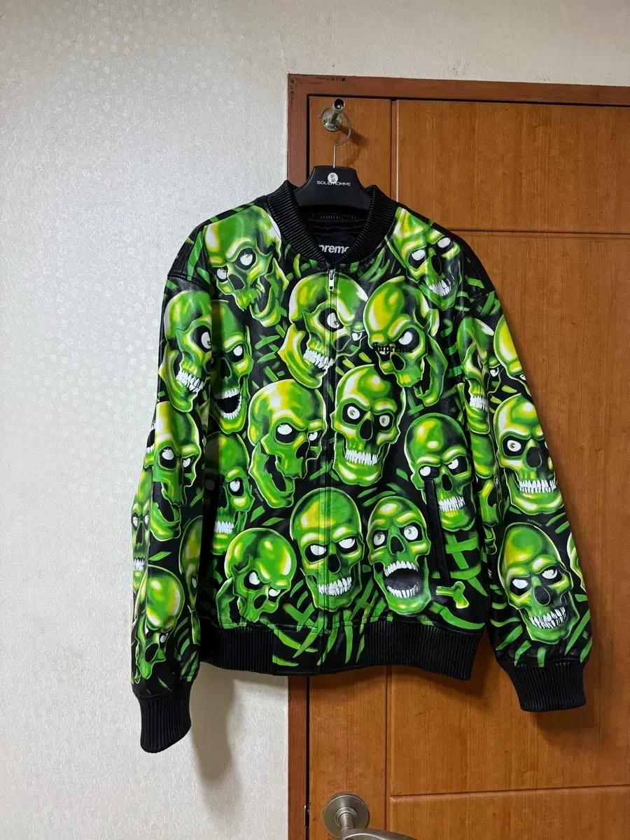 18ss 슈프림 스컬 파인 레더 봄버 자켓 (L) 정품