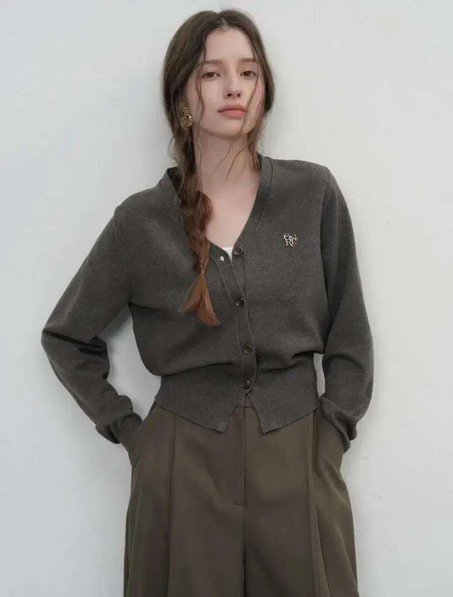 제너럴아이디어 가디건(차콜)