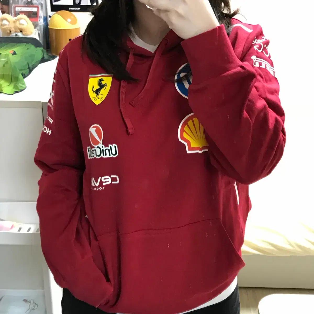 F1 스쿠데리아 페라리 퓨마 2025 팀 후드티