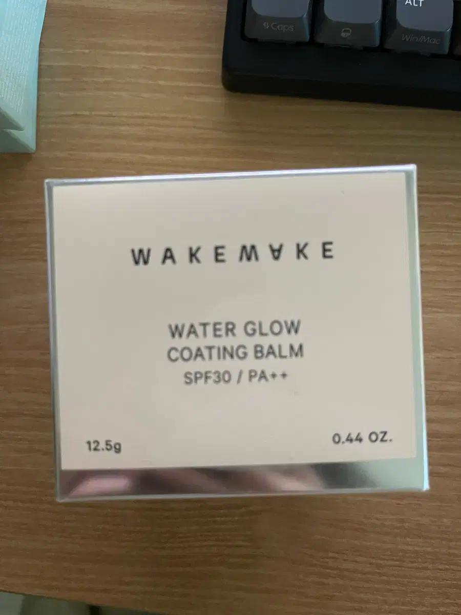 [새상품] 웨이크메이크 워터 글로우 코팅밤 03 내추럴 베이지