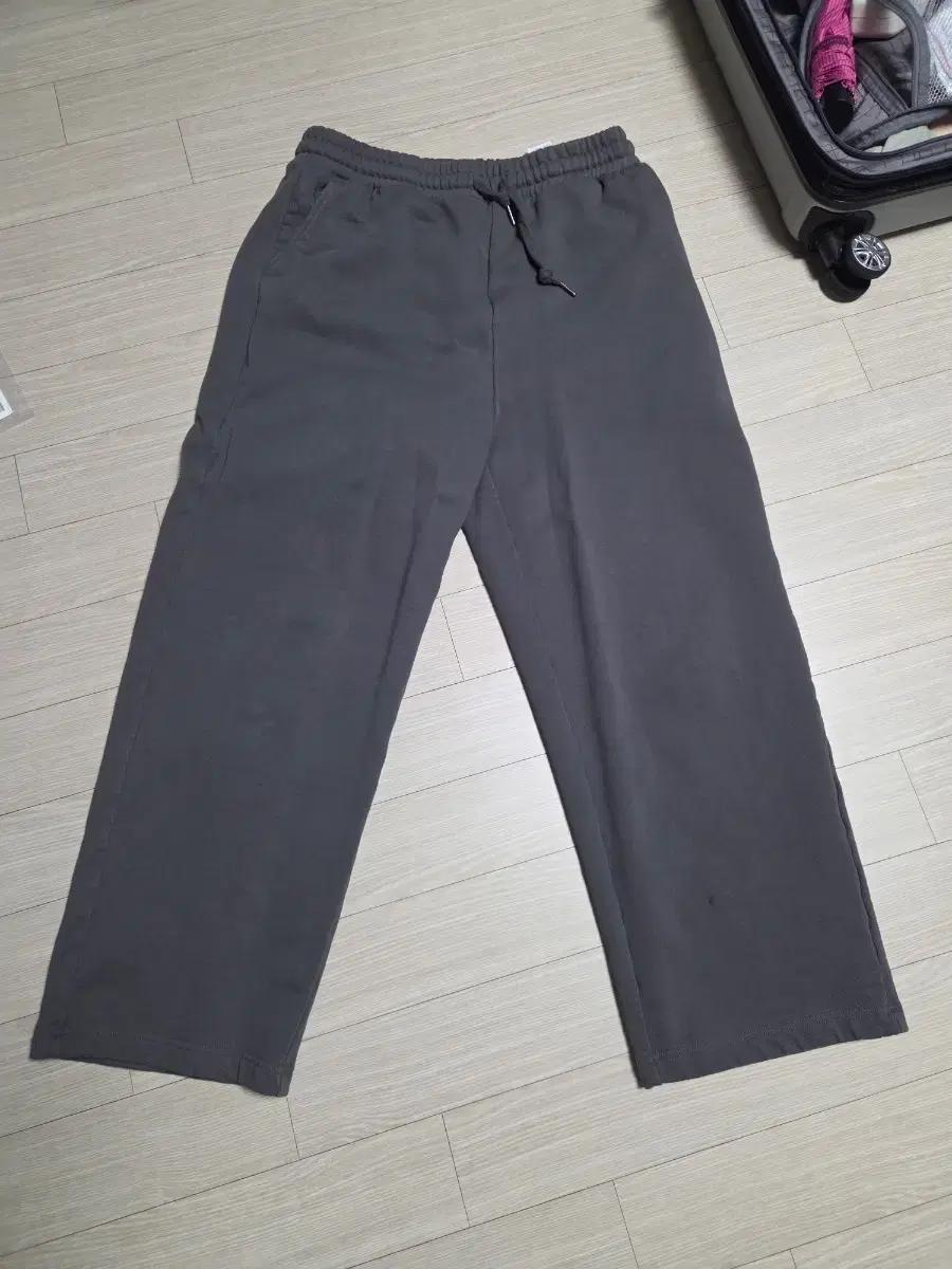제너럴아이디어 챠콜 팬츠 L