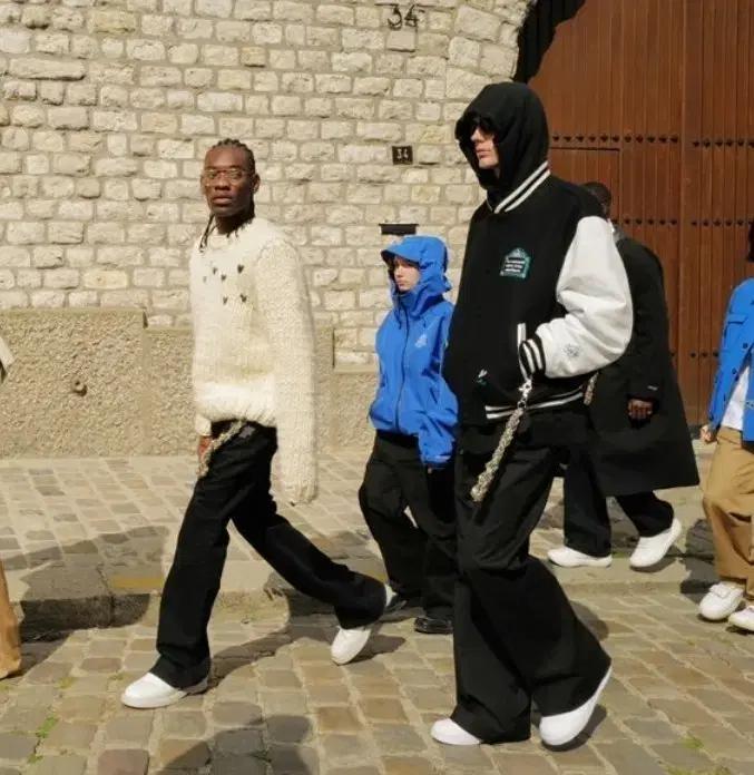 STU 바시티자켓 L