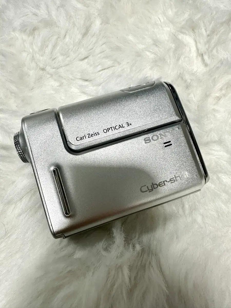 소니 사이버샷 DSC-F88 빈티지 디카 판매 합니다!