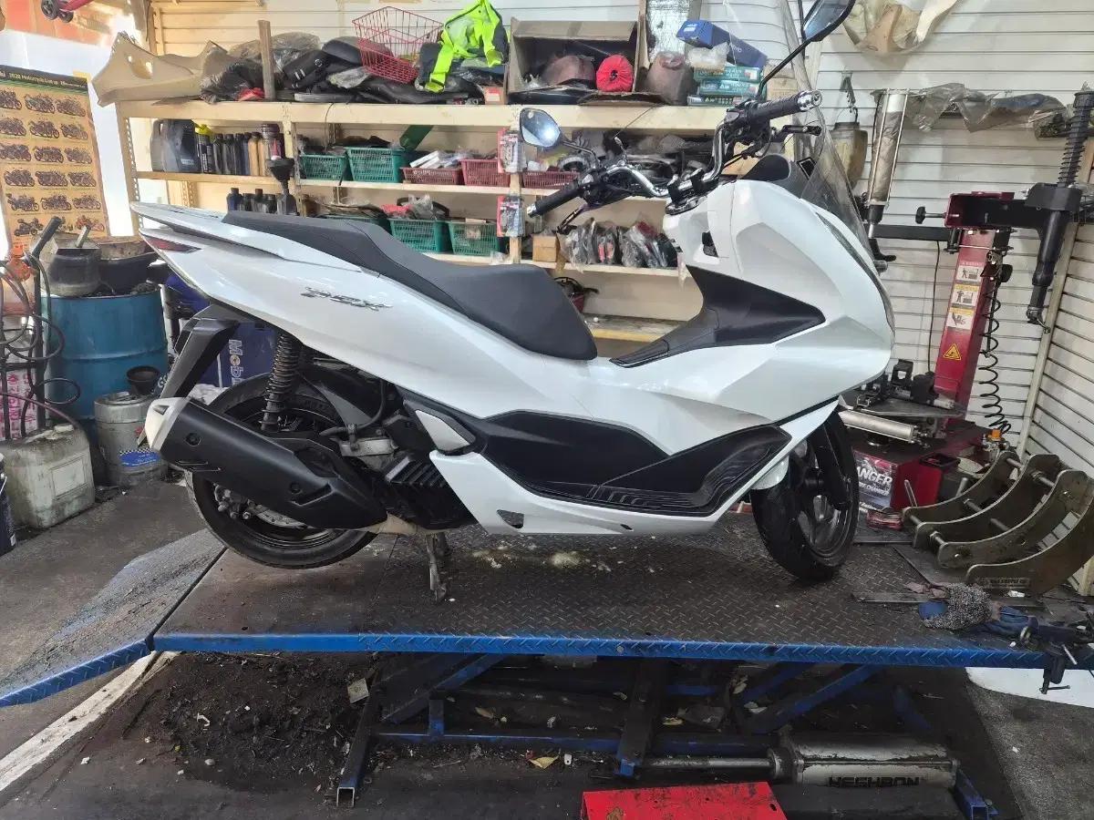 Pcx125abs 판매합니다