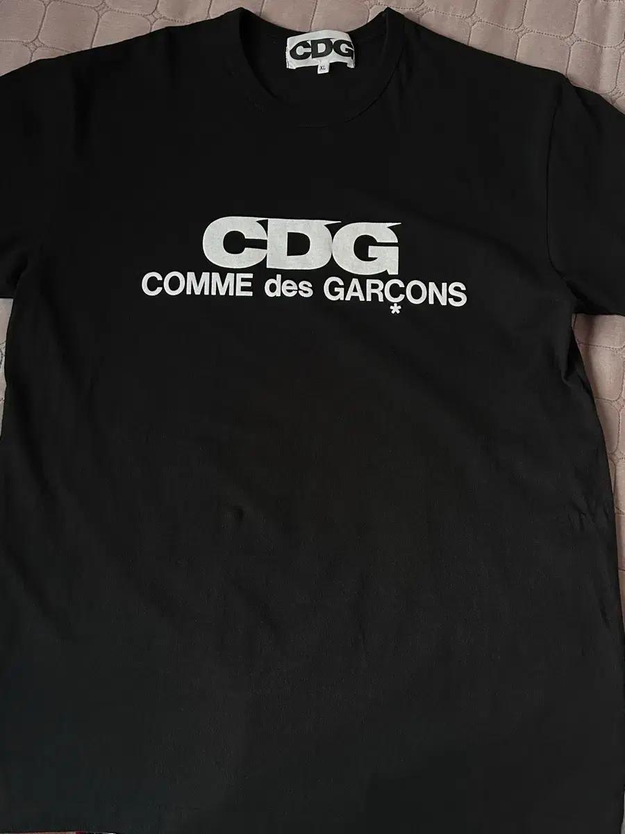 CDG 로고 티셔츠 블랙