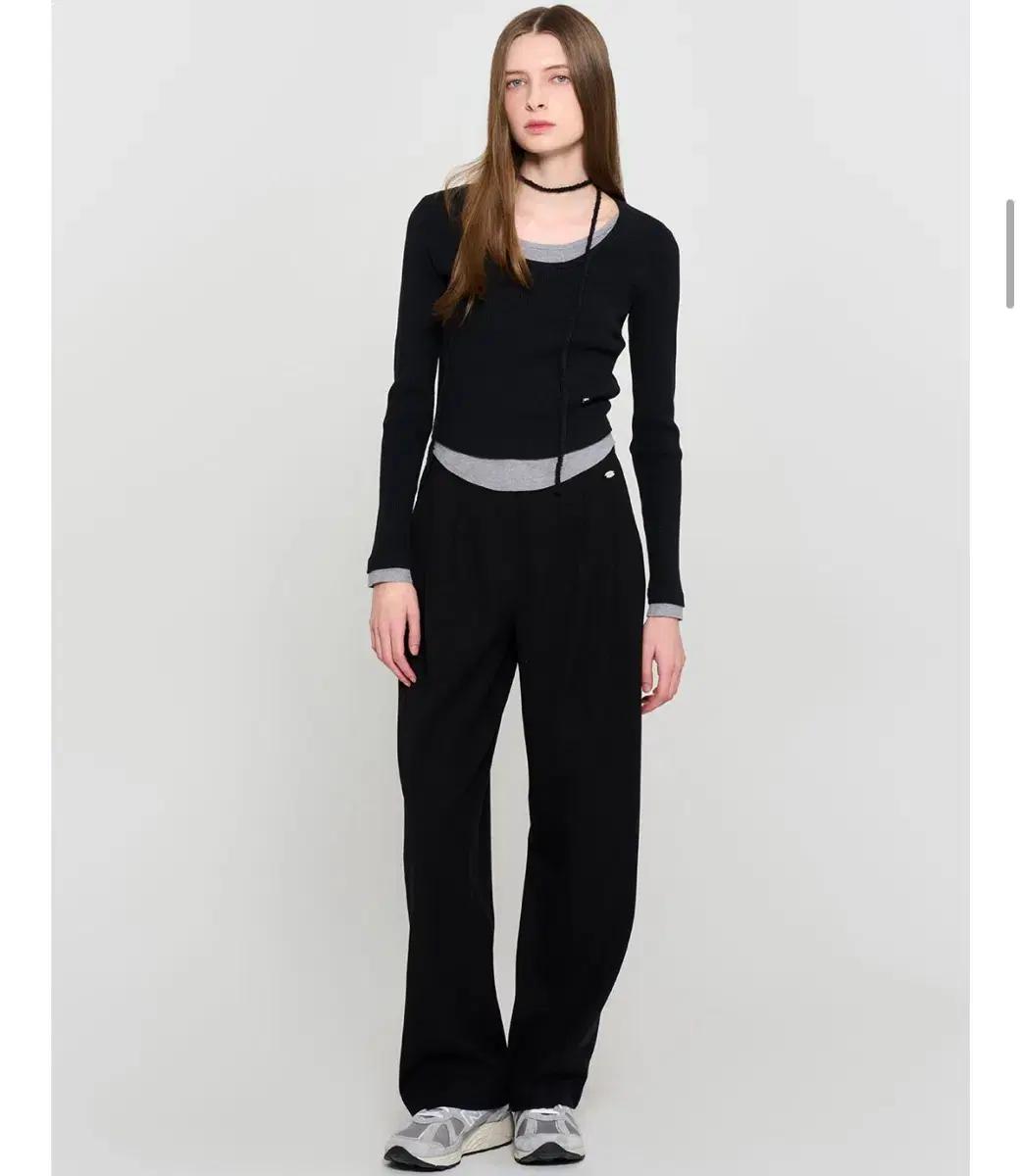 제너럴아이디어 레이어드 롱 슬리브 니트