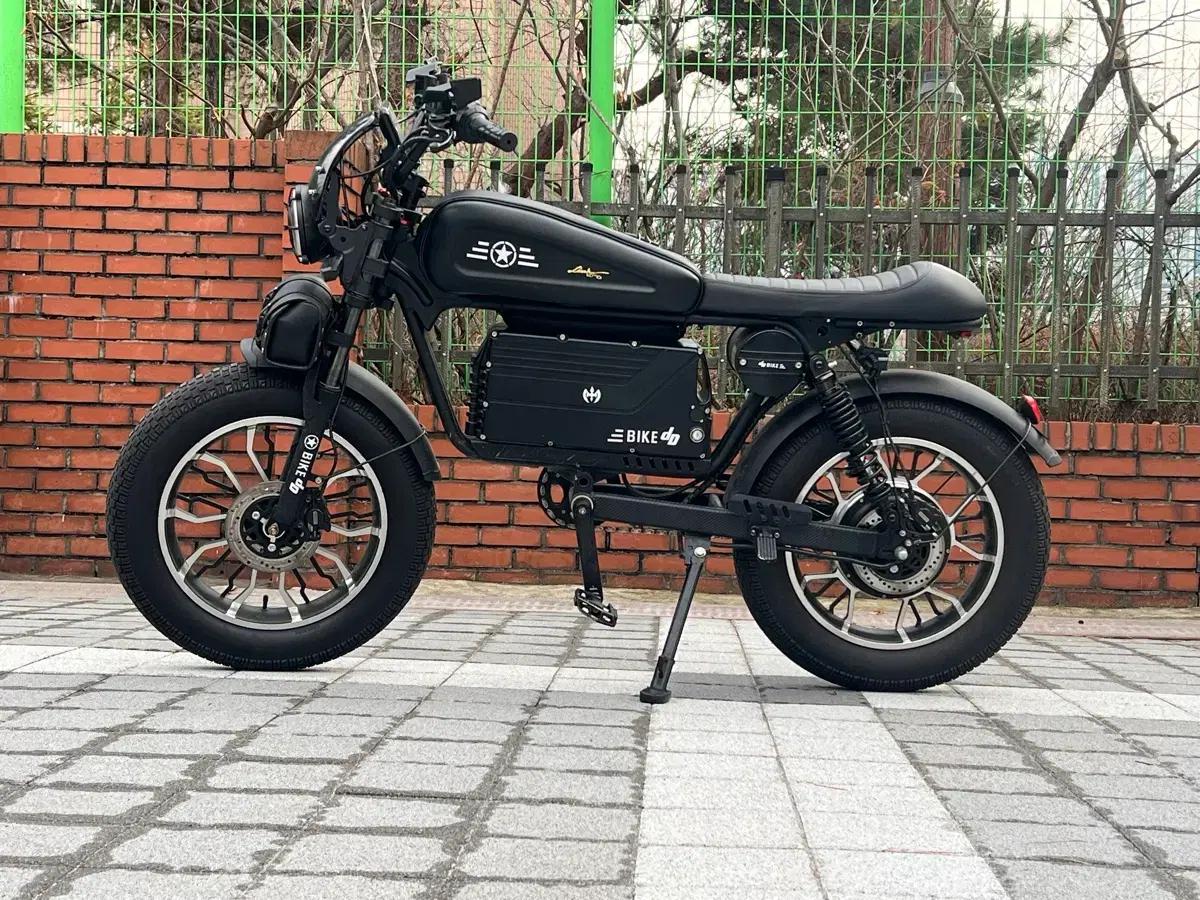 동도s8 자토바이 2500w 30ah 신형(신품급) 판매