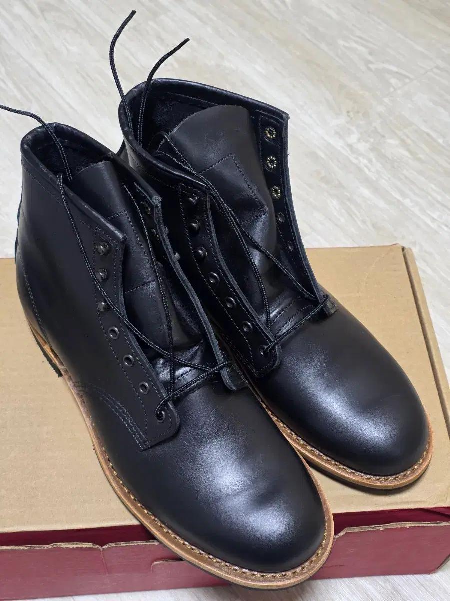 레드윙 벡맨 9423 10D(280)