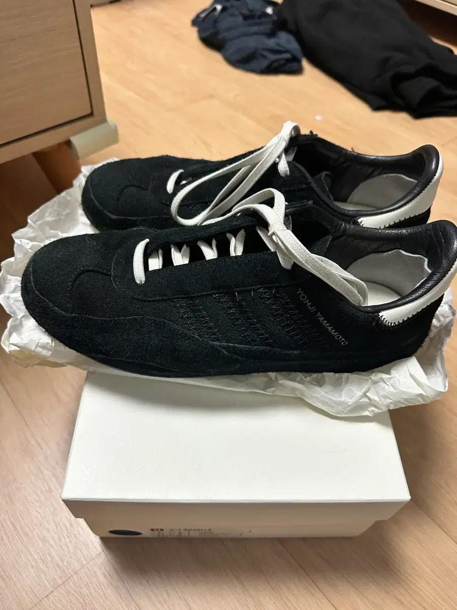 Y-3 가젤 블랙265