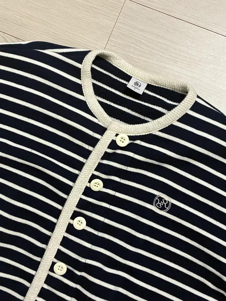 론론 트위드 스웻 가디건