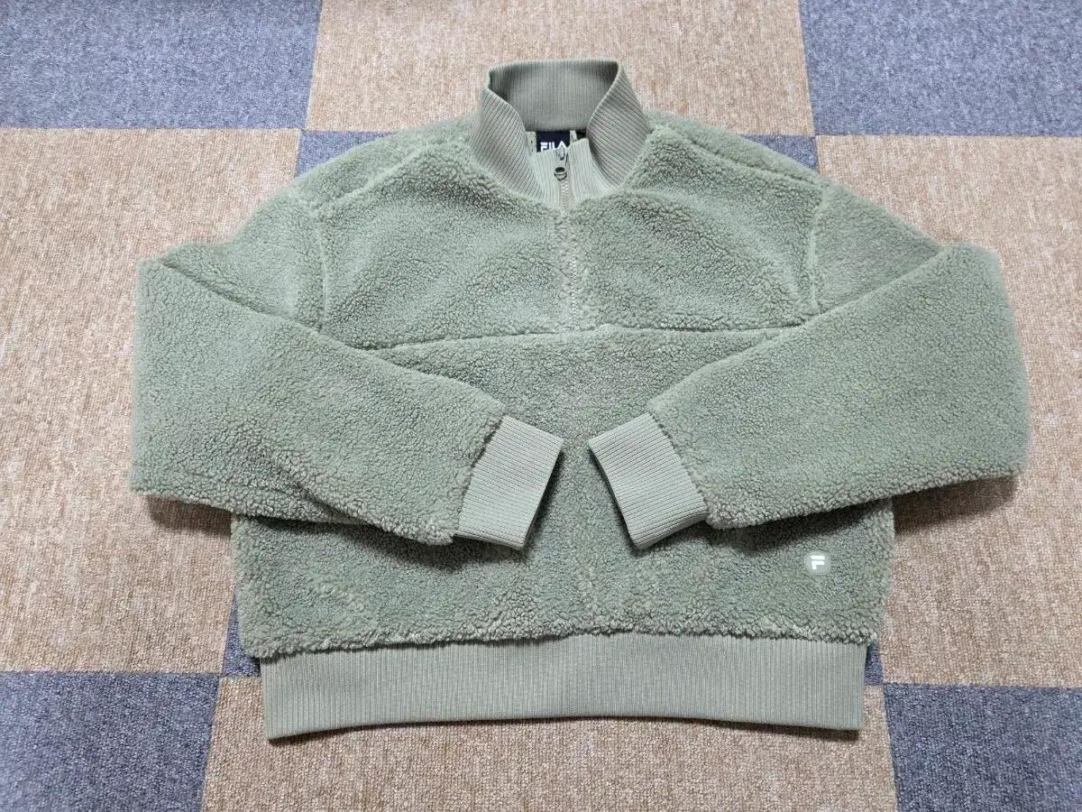 휠라 여성 스튜디오 뽀글이 플리스 반집업 [M사이즈]