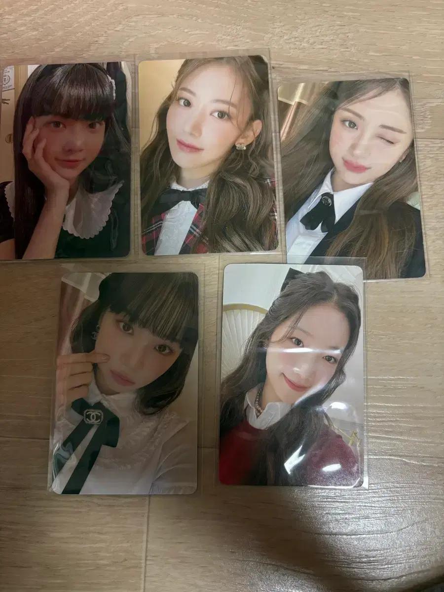 시즌그리키르세라핌 포카 일괄 덤 진짜진짜 많이 넣어드릴께요(앞뒷모습입니다