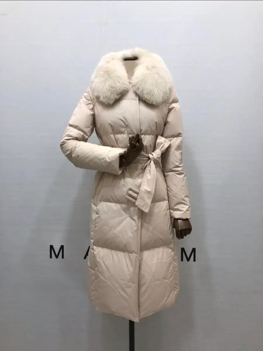 미샤 폭스퍼 아이보리 패딩