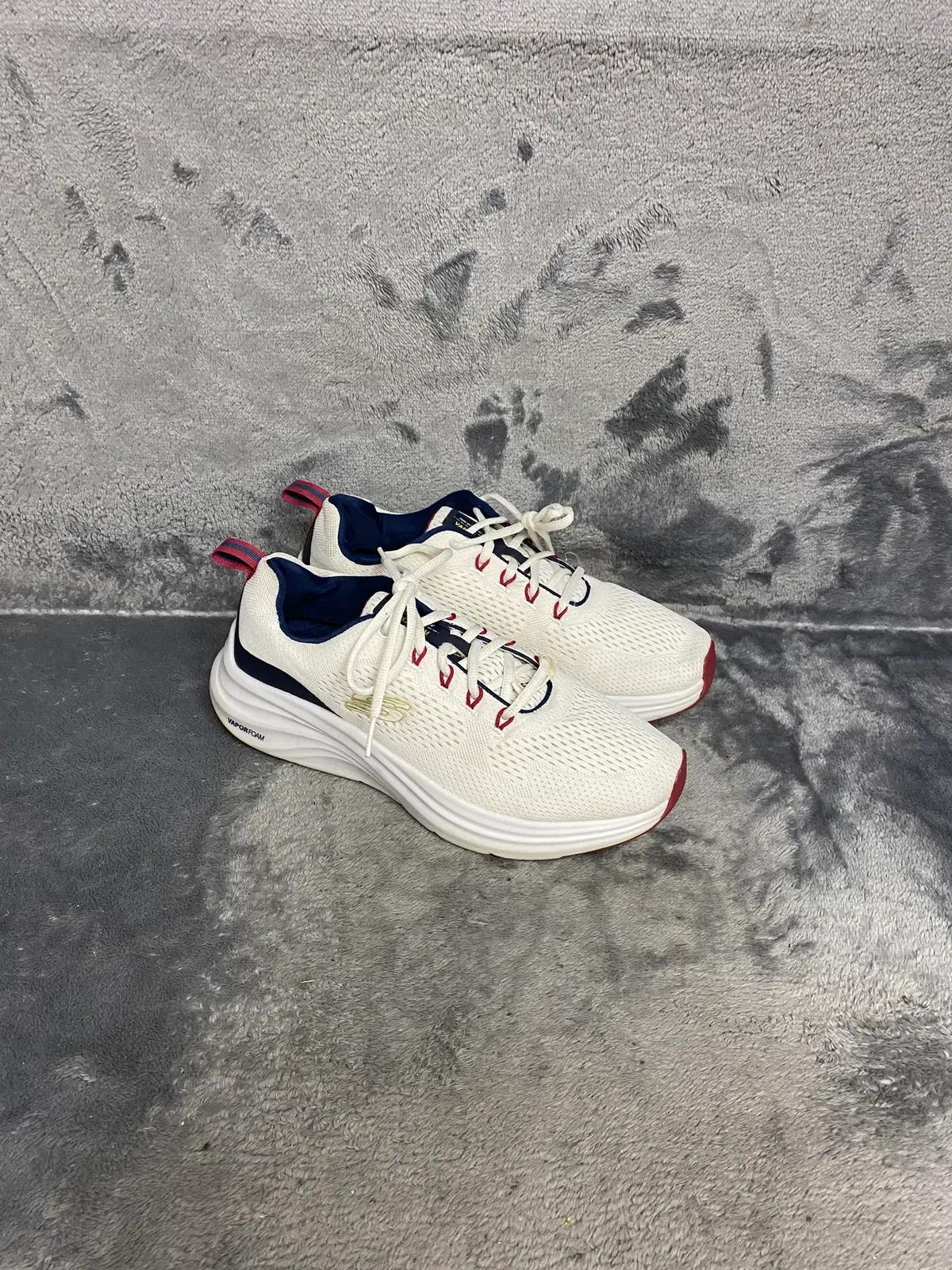 스케쳐스 운동화 265