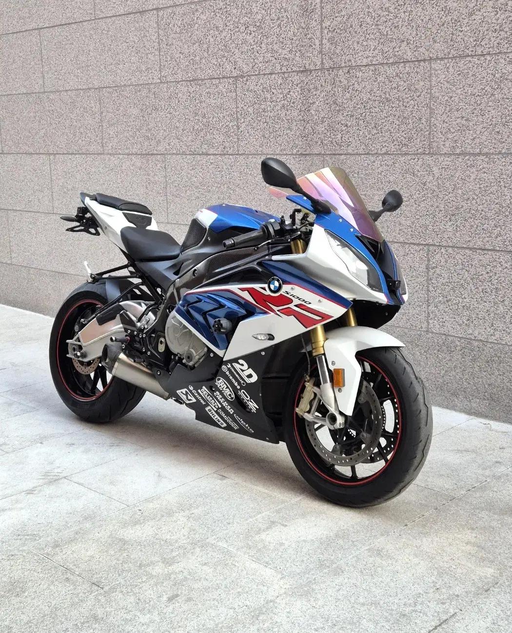 3무 1인신조 2018 S1000RR ABS PRO 판매합니다.