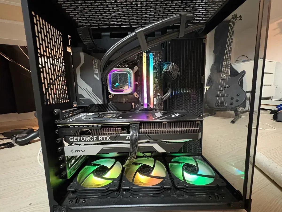 RTX 4070 Ti + i9-13900K / DDR5 32GB 컴퓨터
