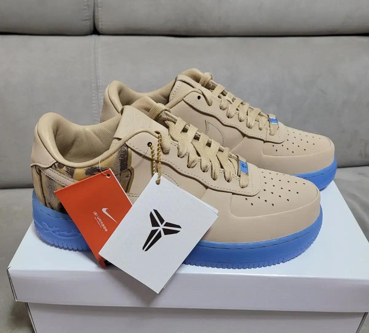 [270(265)] 나이키 x 코비 에어포스1 리넨 앤 유니버시티 블루