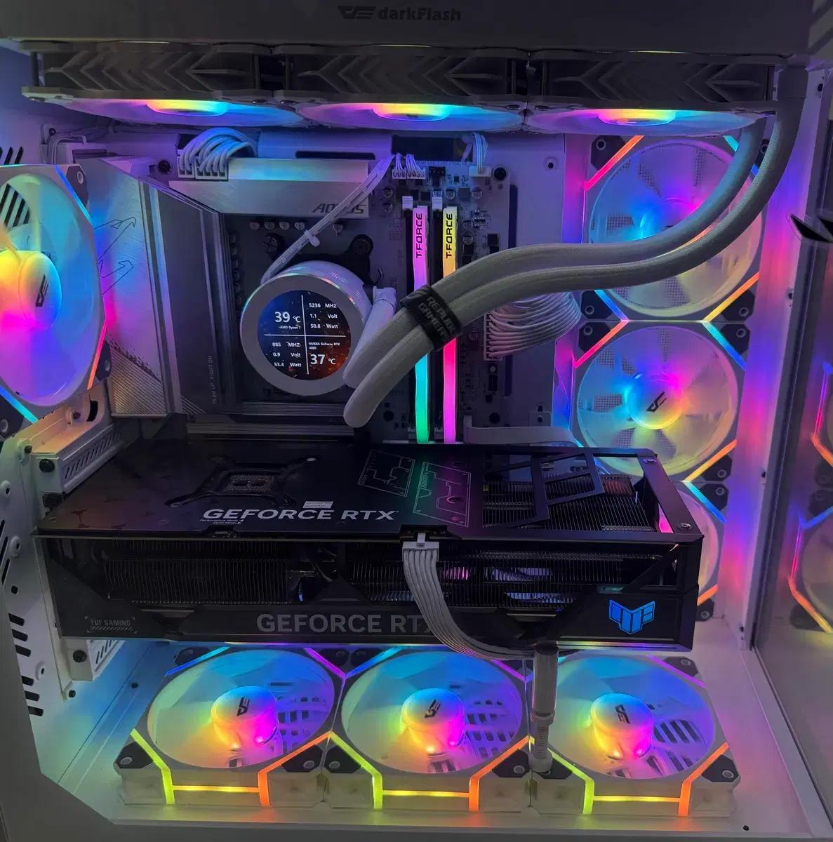 9800x3d 4080컴퓨터 본체 팝니다