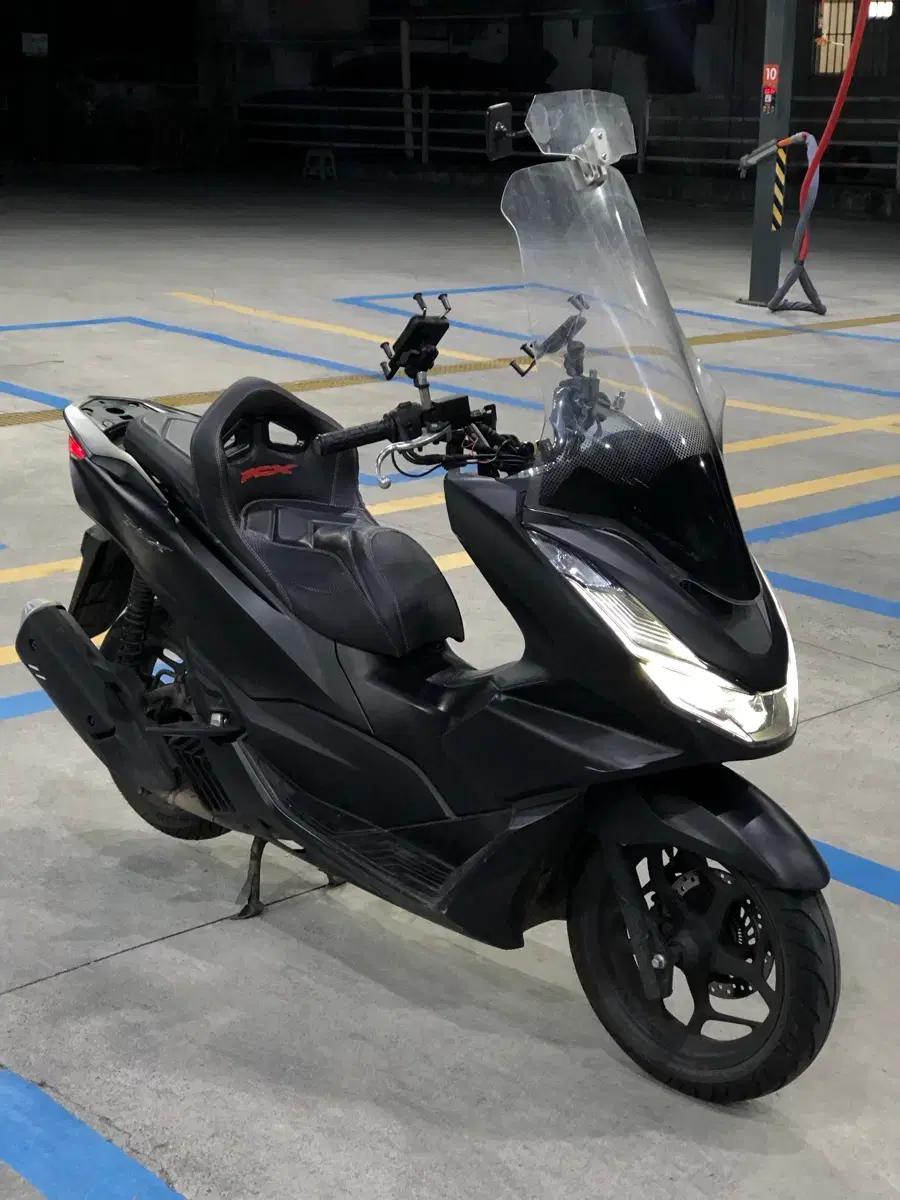 대구 23년 pcx125 버킷시트 포르자 크루심 보이져 nmax xmax