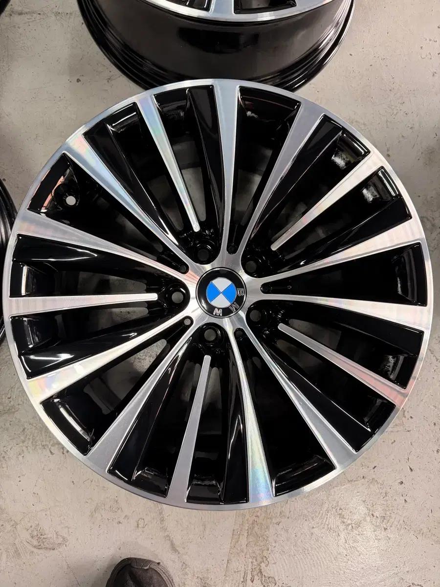 BMW f바디 f07 5gt 19인치 블랙폴리쉬 a급 1대분