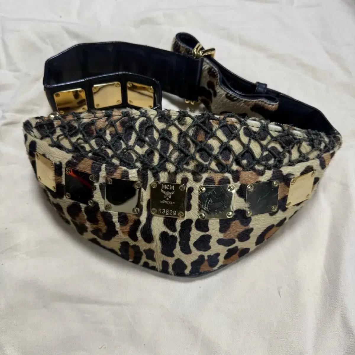 MCM x PHENOMENON 웨이스트백