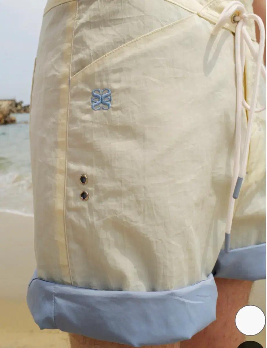 (오늘만급처)세터 투톤 스윔 쇼츠 아이보리S 새상품