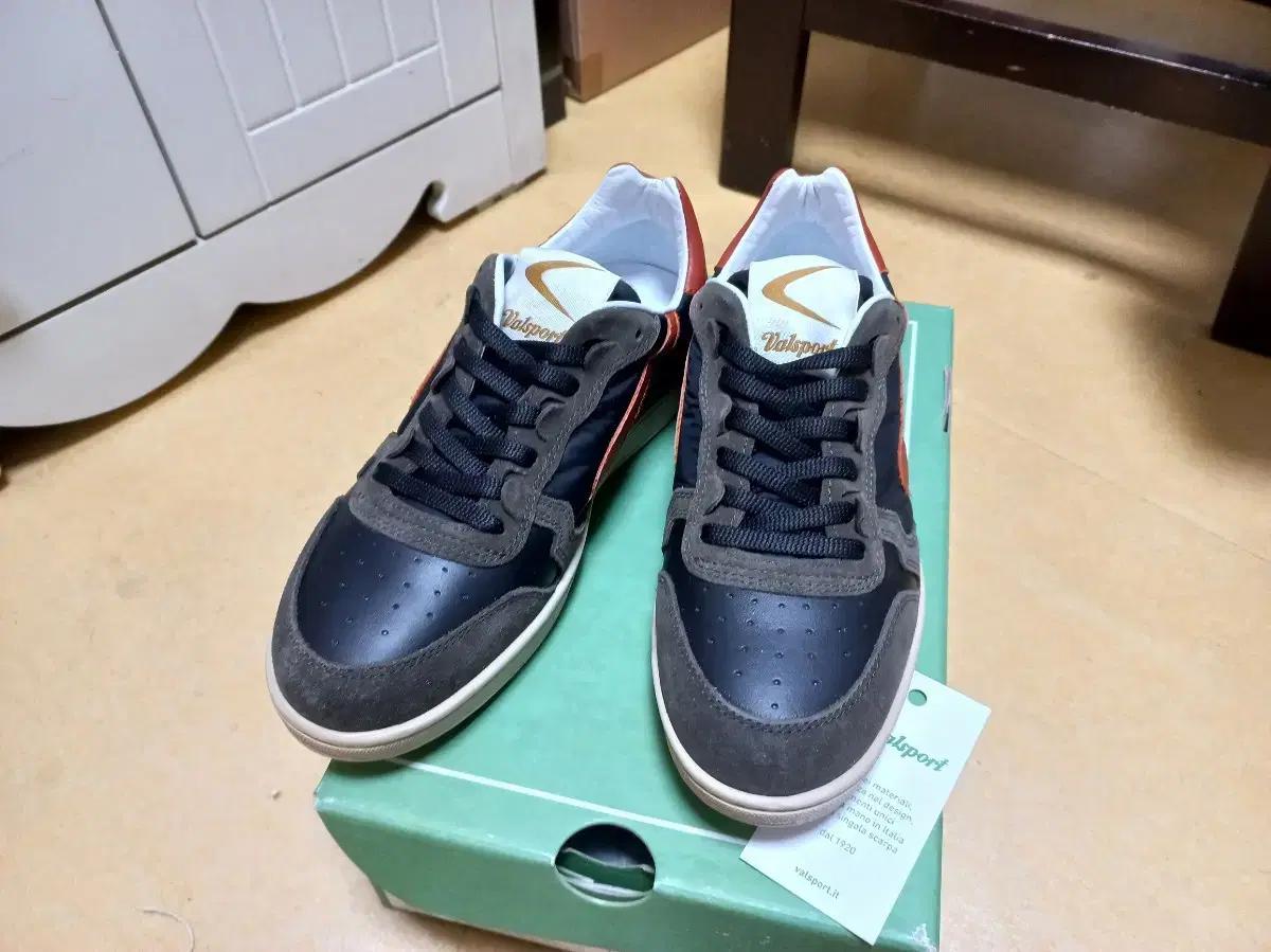 [260] Valsport 스니커즈 41사이즈 새상품