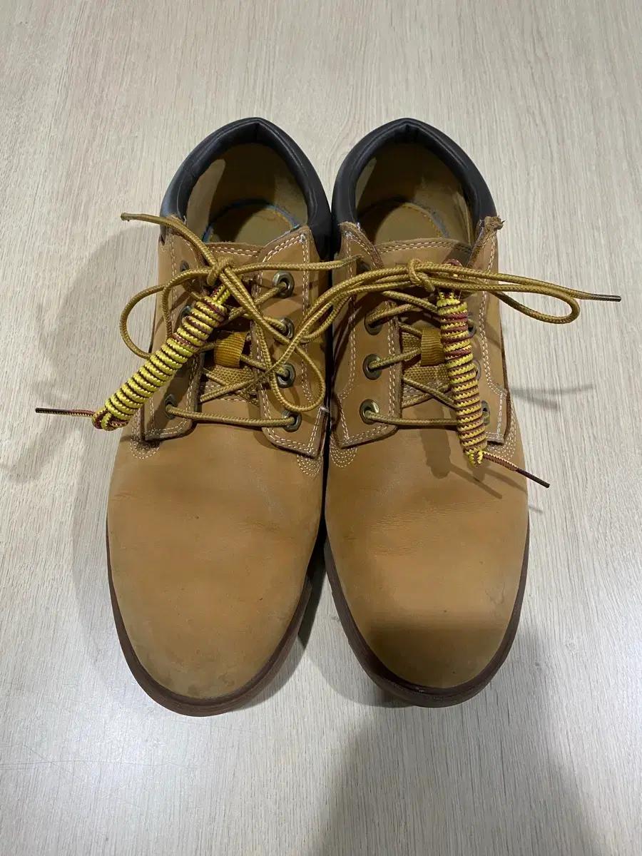 팀버랜드 클래식 워터프루프 추카 (265)