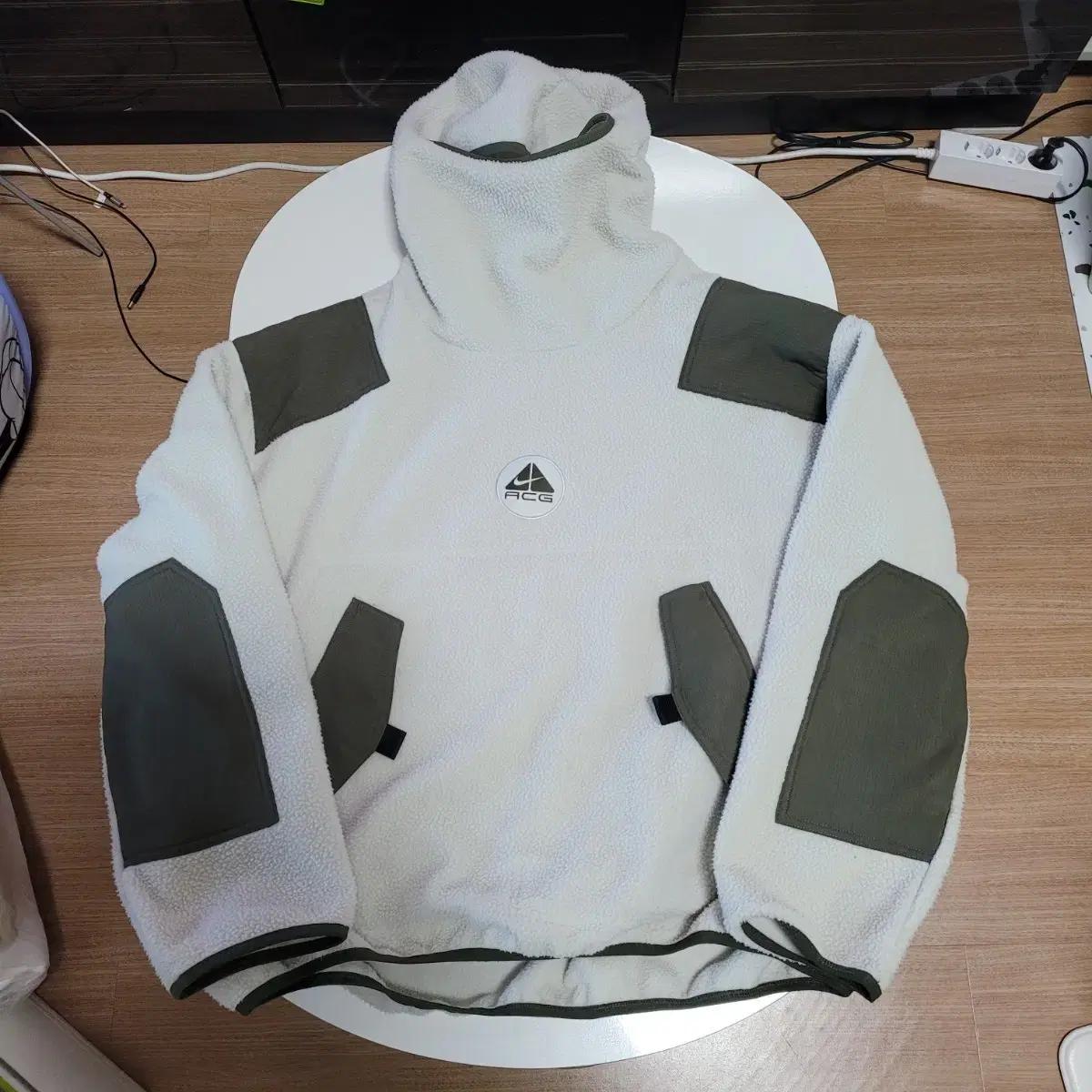 나이키 ACG 발라클라바 레트로 플리스 풀오버 라이트 본 카고 카키 XL